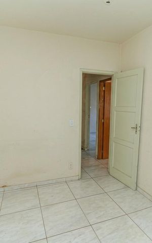 Casa à venda com 506m², 5 quartos e 3 vagas Casa à venda com 506m², 5 quartos e 3 vagasQuarto 4