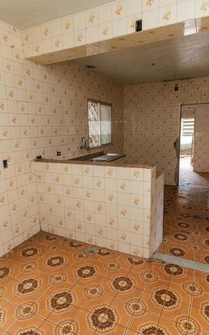 Casa à venda com 506m², 5 quartos e 3 vagas Casa à venda com 506m², 5 quartos e 3 vagasCozinha