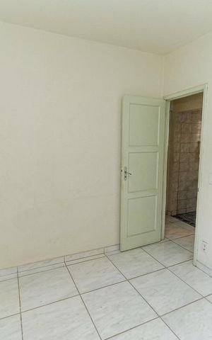 Casa à venda com 506m², 5 quartos e 3 vagas Casa à venda com 506m², 5 quartos e 3 vagasQuarto 5