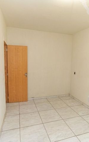 Casa à venda com 506m², 5 quartos e 3 vagas Casa à venda com 506m², 5 quartos e 3 vagasSala