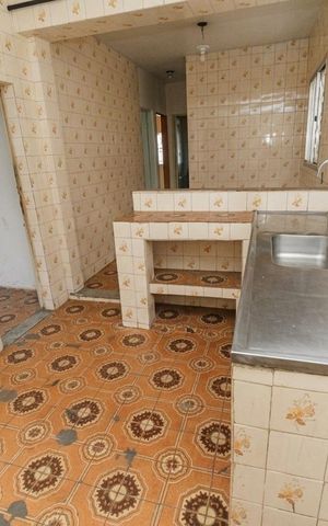 Casa à venda com 506m², 5 quartos e 3 vagas Casa à venda com 506m², 5 quartos e 3 vagasCozinha