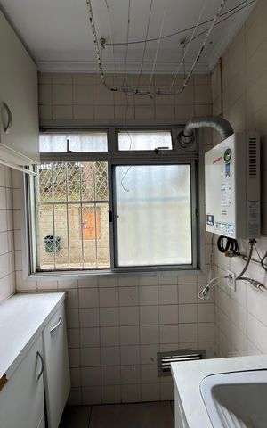 Apartamento à venda com 52m², 2 quartos e 1 vaga Apartamento à venda com 52m², 2 quartos e 1 vagaCozinha e Área de Serviço