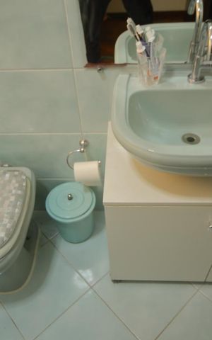 Casa à venda com 208m², 3 quartos e 4 vagasBanheiro Suíte 2 