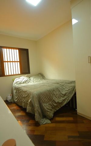 Casa à venda com 208m², 3 quartos e 4 vagasSuíte 3