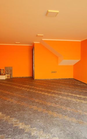 Casa à venda com 208m², 3 quartos e 4 vagasGaragem 