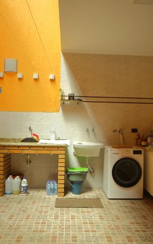 Casa à venda com 208m², 3 quartos e 4 vagasÁrea de Serviço/Área gourmet 