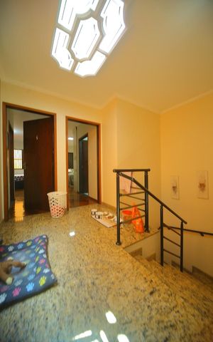 Casa à venda com 208m², 3 quartos e 4 vagasHall das suítes 