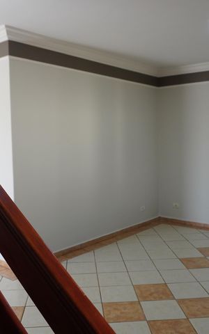 Casa para alugar com 260m², 4 quartos e 5 vagasSala