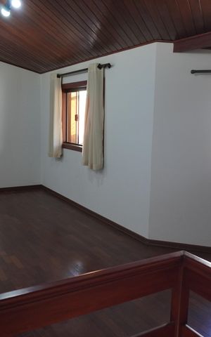 Casa para alugar com 260m², 4 quartos e 5 vagasSala 2