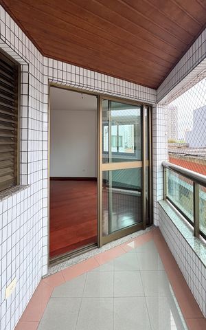 Apartamento para alugar com 103m², 3 quartos e 2 vagas Apartamento para alugar com 103m², 3 quartos e 2 vagasSacada