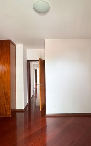 Apartamento para alugar com 103m², 3 quartos e 2 vagas Apartamento para alugar com 103m², 3 quartos e 2 vagasSuíte