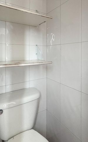 Apartamento para alugar com 103m², 3 quartos e 2 vagas Apartamento para alugar com 103m², 3 quartos e 2 vagasBanheiro de serviço