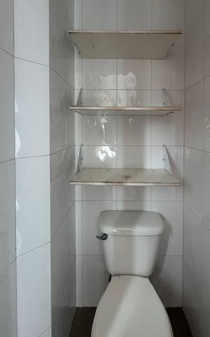 Apartamento para alugar com 103m², 3 quartos e 2 vagas Apartamento para alugar com 103m², 3 quartos e 2 vagasBanheiro de serviço