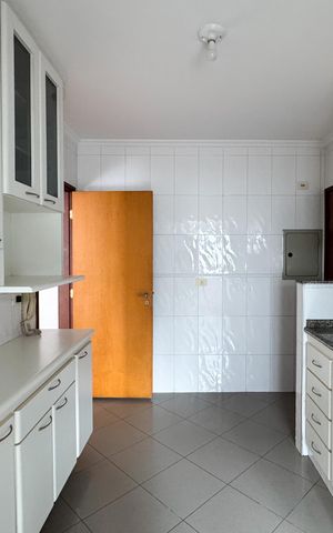 Apartamento para alugar com 103m², 3 quartos e 2 vagas Apartamento para alugar com 103m², 3 quartos e 2 vagasCozinha