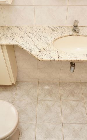 Apartamento à venda com 68m², 3 quartos e 1 vaga Apartamento à venda com 68m², 3 quartos e 1 vagaBanheiro Social