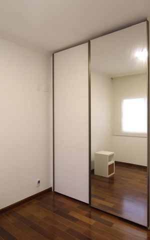 Apartamento para alugar com 128m², 3 quartos e 2 vagasQuarto 2