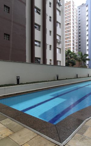 Apartamento para alugar com 128m², 3 quartos e 2 vagasÁrea Comum - Piscina