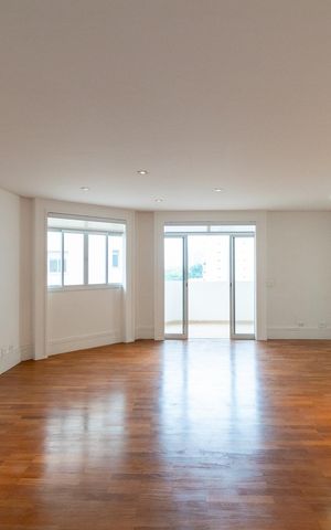 Apartamento para alugar com 135m², 3 quartos e 2 vagas Apartamento para alugar com 135m², 3 quartos e 2 vagasSala