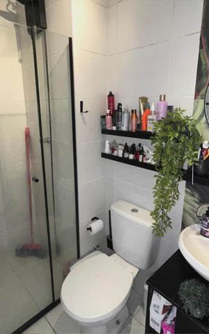 Apartamento para alugar com 45m², 2 quartos e sem vagaBanheiro