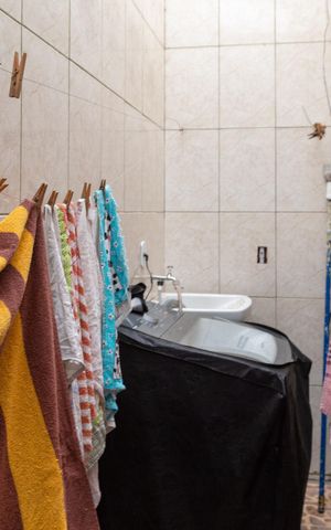 Casa à venda com 220m², 4 quartos e 3 vagasArea de Serviço - Casa 2