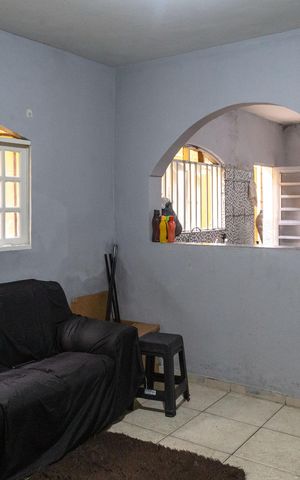 Casa à venda com 220m², 4 quartos e 3 vagasSala - Casa 3