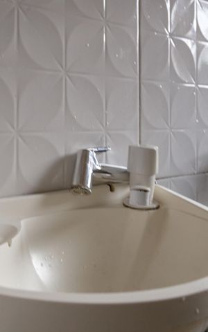 Casa à venda com 220m², 4 quartos e 3 vagasBanheiro - Casa 2