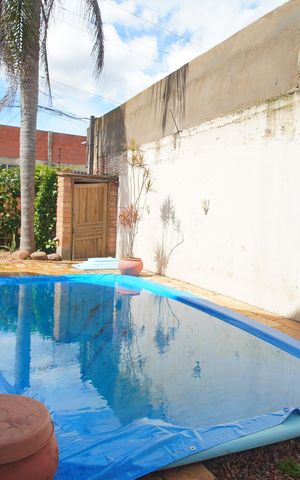 Casa para alugar com 101m², 2 quartos e 1 vagaPiscina