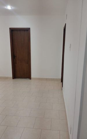 Apartamento para alugar com 120m², 3 quartos e 1 vaga Apartamento para alugar com 120m², 3 quartos e 1 vagaSala