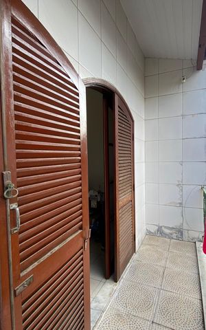 Casa à venda com 292m², 3 quartos e 1 vaga