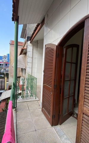 Casa à venda com 292m², 3 quartos e 1 vaga