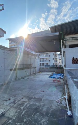 Casa à venda com 292m², 3 quartos e 1 vaga