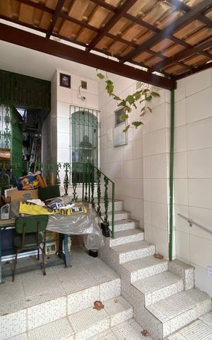 Casa à venda com 292m², 3 quartos e 1 vaga