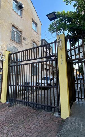 Casa à venda com 292m², 3 quartos e 1 vaga