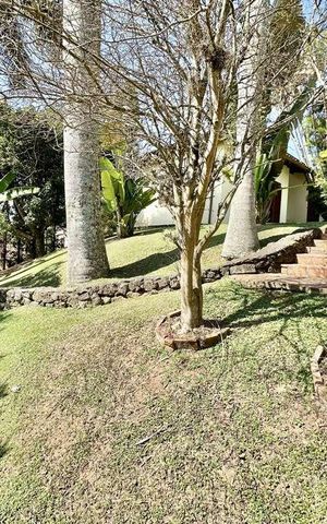 Casa de condomínio para alugar com 380m², 5 quartos e 4 vagas Casa de condomínio para alugar com 380m², 5 quartos e 4 vagasQuintal