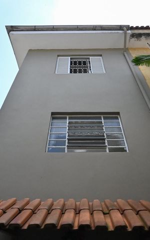 Casa para alugar com 181m², 3 quartos e 2 vagasFachada Posterior