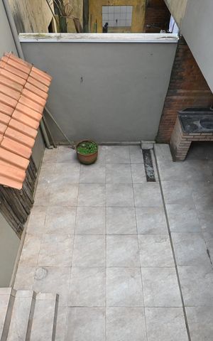 Casa para alugar com 181m², 3 quartos e 2 vagasQuintal