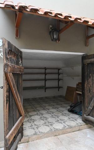 Casa para alugar com 181m², 3 quartos e 2 vagasDepósito 2
