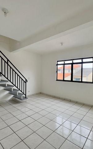 Casa para alugar com 140m², 2 quartos e sem vaga Casa para alugar com 140m², 2 quartos e sem vagaSala