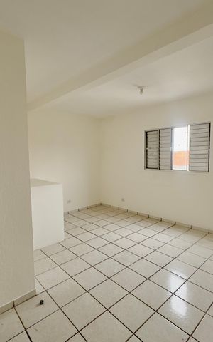 Casa para alugar com 140m², 2 quartos e sem vaga Casa para alugar com 140m², 2 quartos e sem vagaQuarto 1