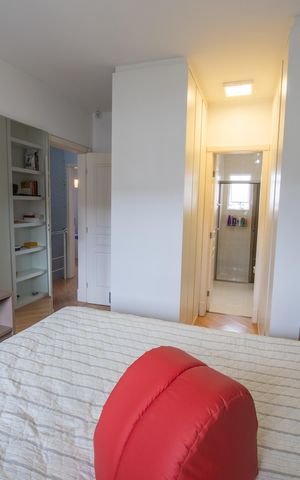 Casa de condomínio para alugar com 105m², 3 quartos e 2 vagas Casa de condomínio para alugar com 105m², 3 quartos e 2 vagasSuíte