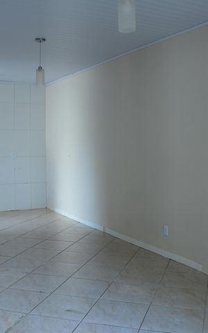 Casa para alugar com 60m², 2 quartos e 1 vagaSala
