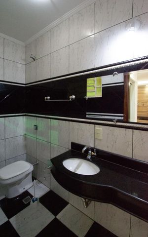 Casa de condomínio para alugar com 400m², 3 quartos e 4 vagas