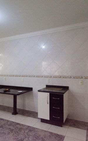 Casa de condomínio para alugar com 400m², 3 quartos e 4 vagas