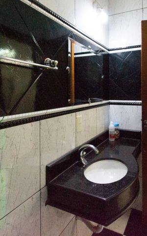 Casa de condomínio para alugar com 400m², 3 quartos e 4 vagas
