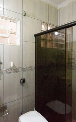 Casa de condomínio para alugar com 400m², 3 quartos e 4 vagas