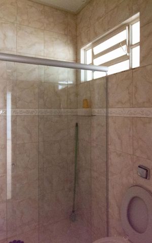 Casa de condomínio para alugar com 400m², 3 quartos e 4 vagas