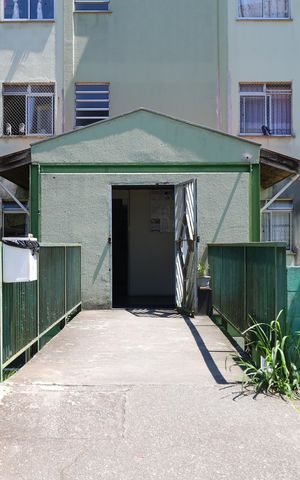 Apartamento à venda com 45m², 2 quartos e 1 vagaÁrea comum - Entrada do prédio