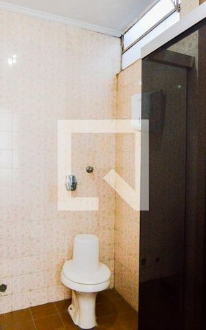 Casa para alugar com 78m², 2 quartos e 1 vaga