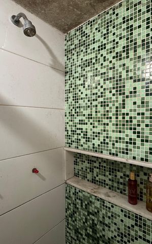 Apartamento à venda com 160m², 3 quartos e 1 vaga Apartamento à venda com 160m², 3 quartos e 1 vagaSuíte 1 - Banheiro