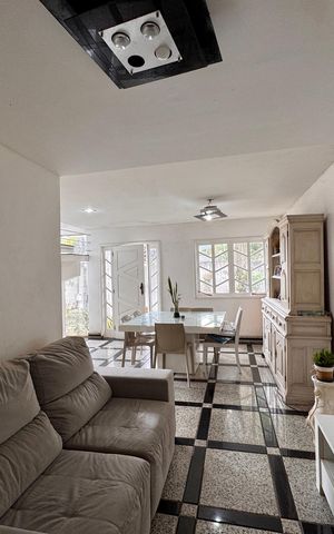 Apartamento à venda com 160m², 3 quartos e 1 vaga Apartamento à venda com 160m², 3 quartos e 1 vagaSala